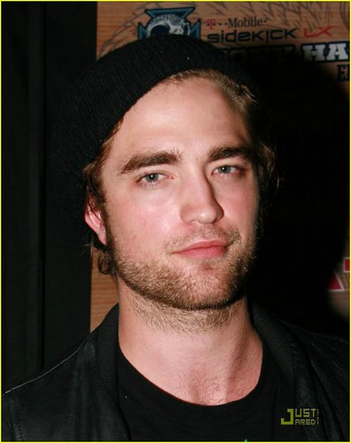 robert pattinson twilight. Twilight: Robert Pattinson