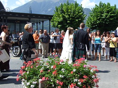 Scottish wedding wows the crowd, Bellagio, Italy
