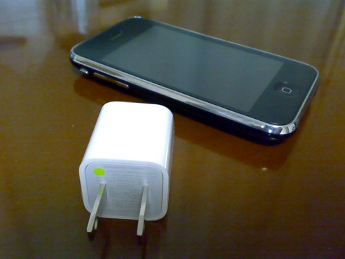 A new Ultracompact USB Power Adapter