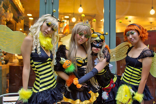 Cutie Bees Kawasaki Halloween 2008 47