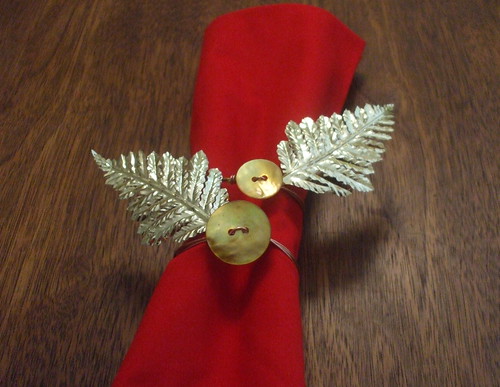 holiday button napkin rings