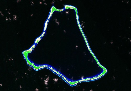 Tematangi Atoll - Landsat Image S-07-20_2000 (1-70,000)