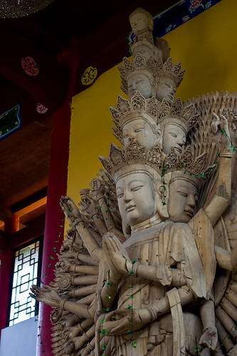 十一面观音 Avalokitesvara in Eleven Faces by kingmagic.