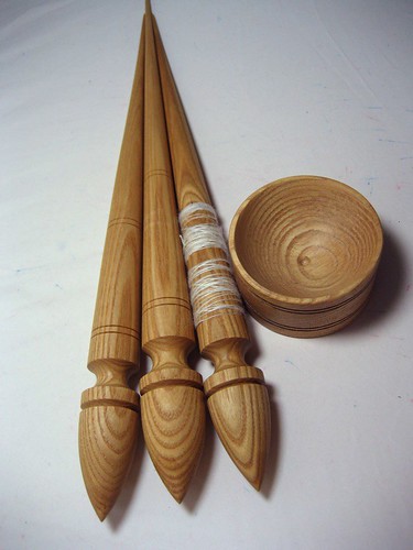 Tabacheck Russian Lace Spindles, ash