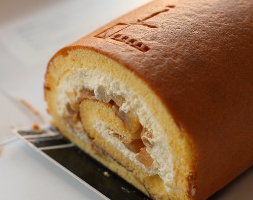 "GOKAN" roll cake