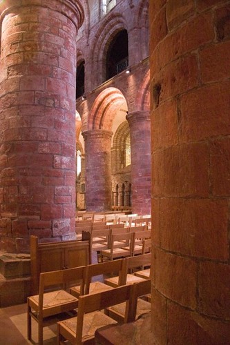 St Magnus nave
