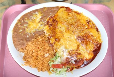Bobby D's - Chile Relleno and Cheese Enchilada Combo