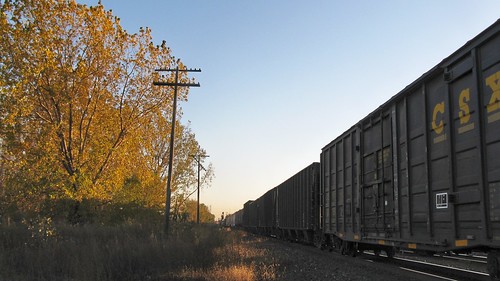 Autum at Hawthorne Junction. Chicago / Cicero Illinois. October 2008. by Eddie from Chicago