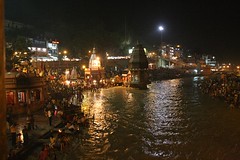 Nightime at the Ghat 2