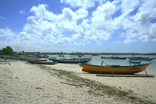 Serewe seaweed boats