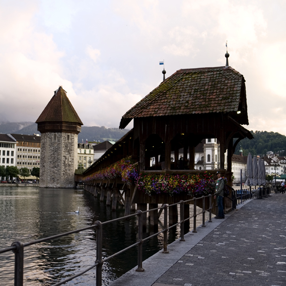 KapellbrŸcke (Chapel Bridge) in Luzern, Switzerland