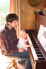 Daddy and Talia play piano