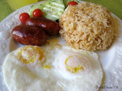 Happy Sunday!!  Breakfast ... Filipino Style :-)