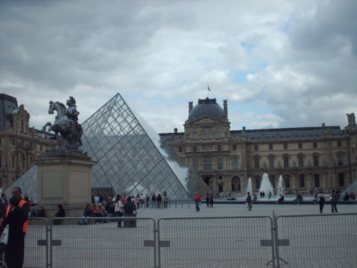 Louvre2