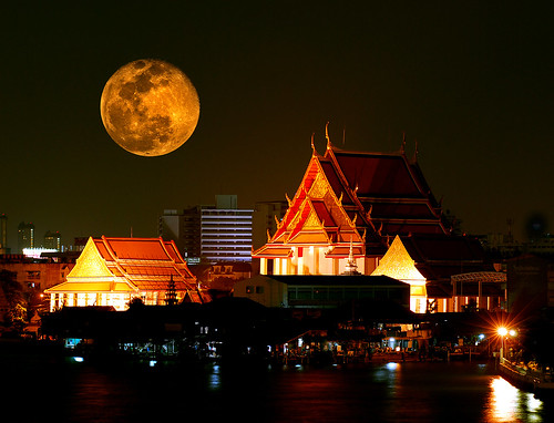 ~ Bangkok Full Moon ~ by pattpoom.