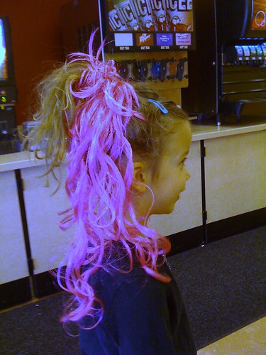 jocelyn with pink hair