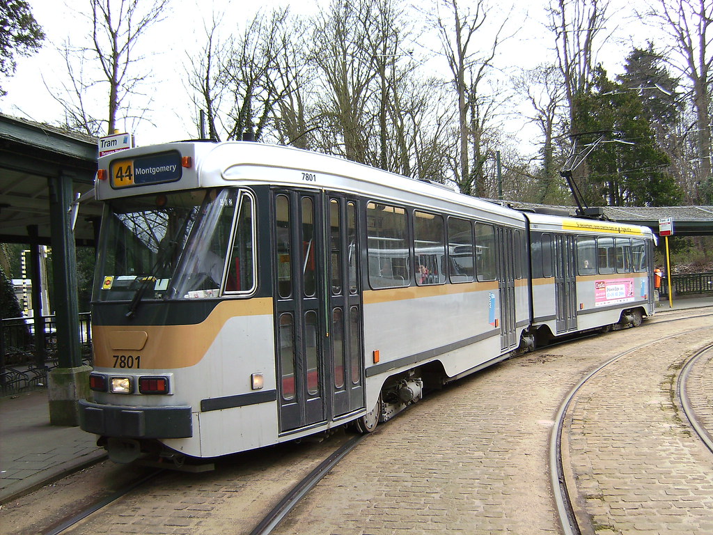 : Tram in Tervuren (New livery)