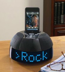 Design SongView iPod alarm clock by momentimedia