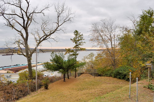 View of Mississippi River, from Sugarloaf Mound, in Saint Louis, Missouri, USA