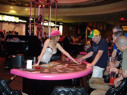 Gambling at the Pussycat Dolls Area in Caesars