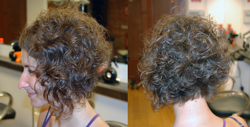 Curly bob hairstyle (photo)