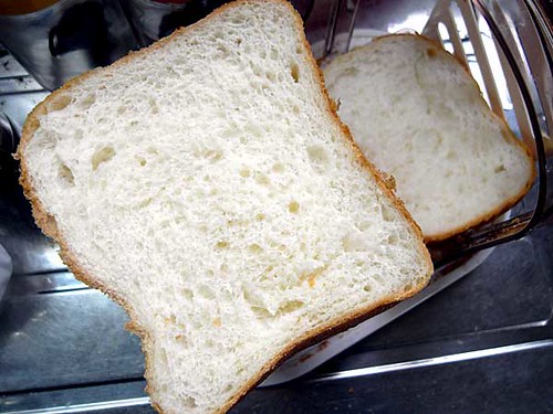 ホームベーカリーで2010年4月27日に作ったパン