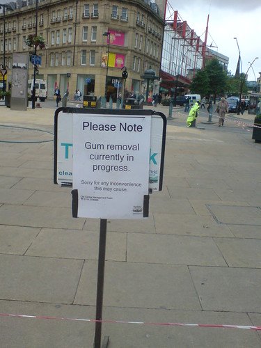 Chewing gum removal zone