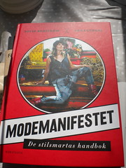 Modemanifestet by Sofia HEdström and Anna Schori