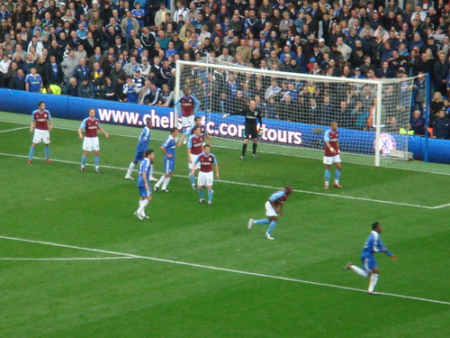 Corner contra el Aston Villa