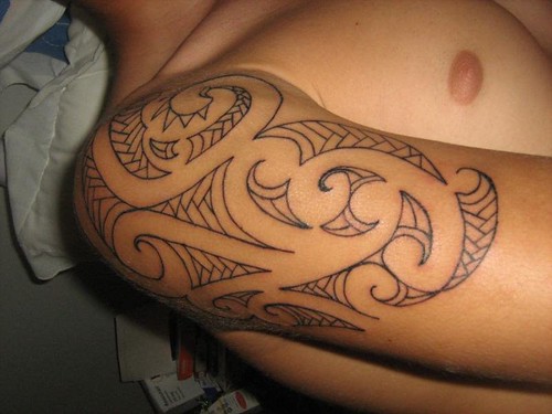 Tatuagem Maori 1 Parte Contornos do bra o