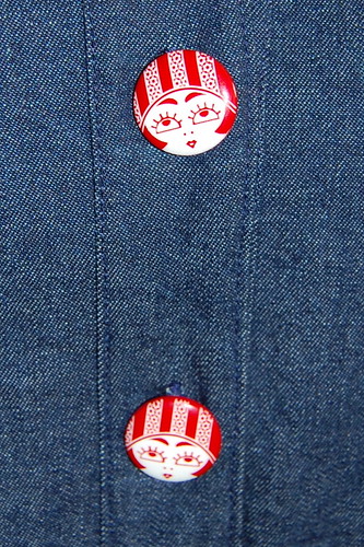 ruffled collar denim dress button detail