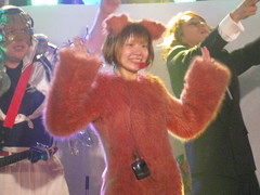 mayutan, vocalist and pink animal for "applehead" No.2