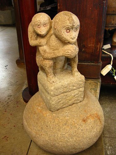 猴子石雕.JPG