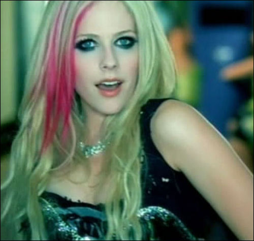 Avril Lavigne Kiss Me. Avril+lavigne+you+make+me+