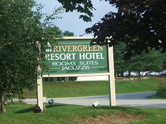 Rivergreen Resort Hotel