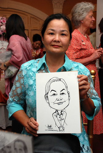 Caricature live sketching for wedding dinner3