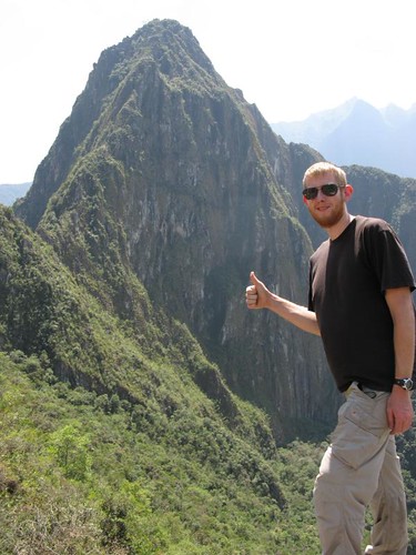 me in front of Huayna picchu