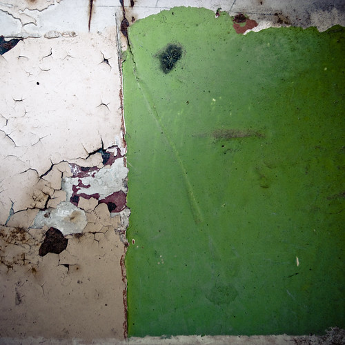 Wall Composition with Green