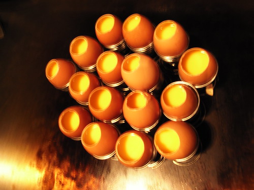 Steam eggs on Teppan