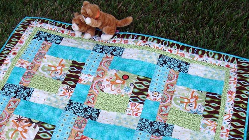 cat quilt with kittens