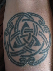 Celtic Peace Knot Tattoo by middlepoet
