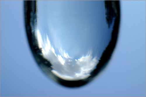 Close up: A Water Drop Vision of clouds?