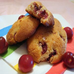 cherry-spice-scones