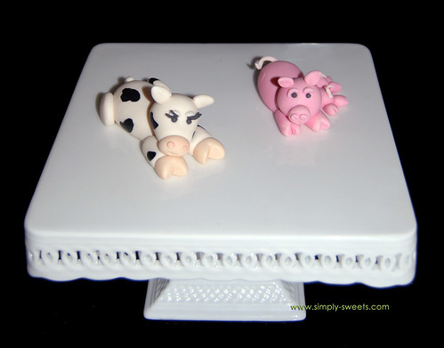 modeled sugar farm animals cow and pig