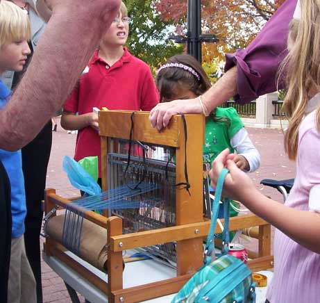 Kids Fascinated By Loom
