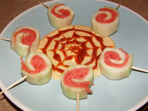 Lollipop sushi made with smoked salmon and cucumbers