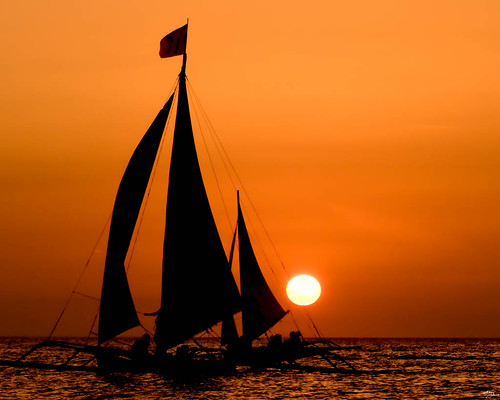 of sailboat &amp; sunset...