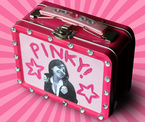 not too pure to be pinky mini lunchbox