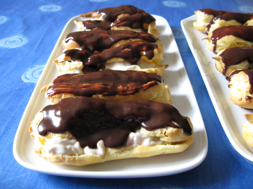 2008.08.25. db eclairs 12 with banana filling