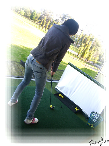 Tiff’s Golf Pose . Fandango North Melbourne by Kieny How, on Flickr